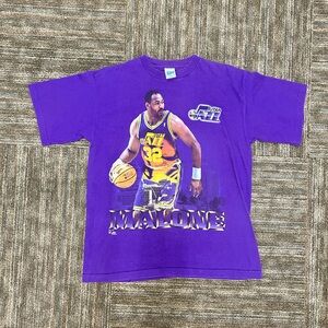 Vintage 1994 Salem Sportswear Utah Jazz Karl Malone SLC Skyline Size: Large Tee